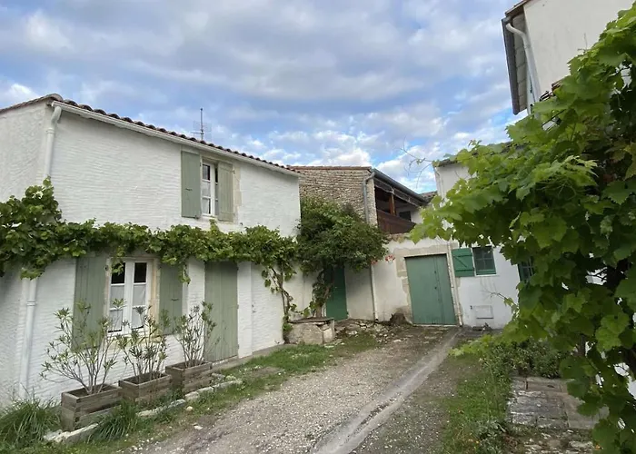 别墅 Charmante Maison De Village Typique Rhetaise *